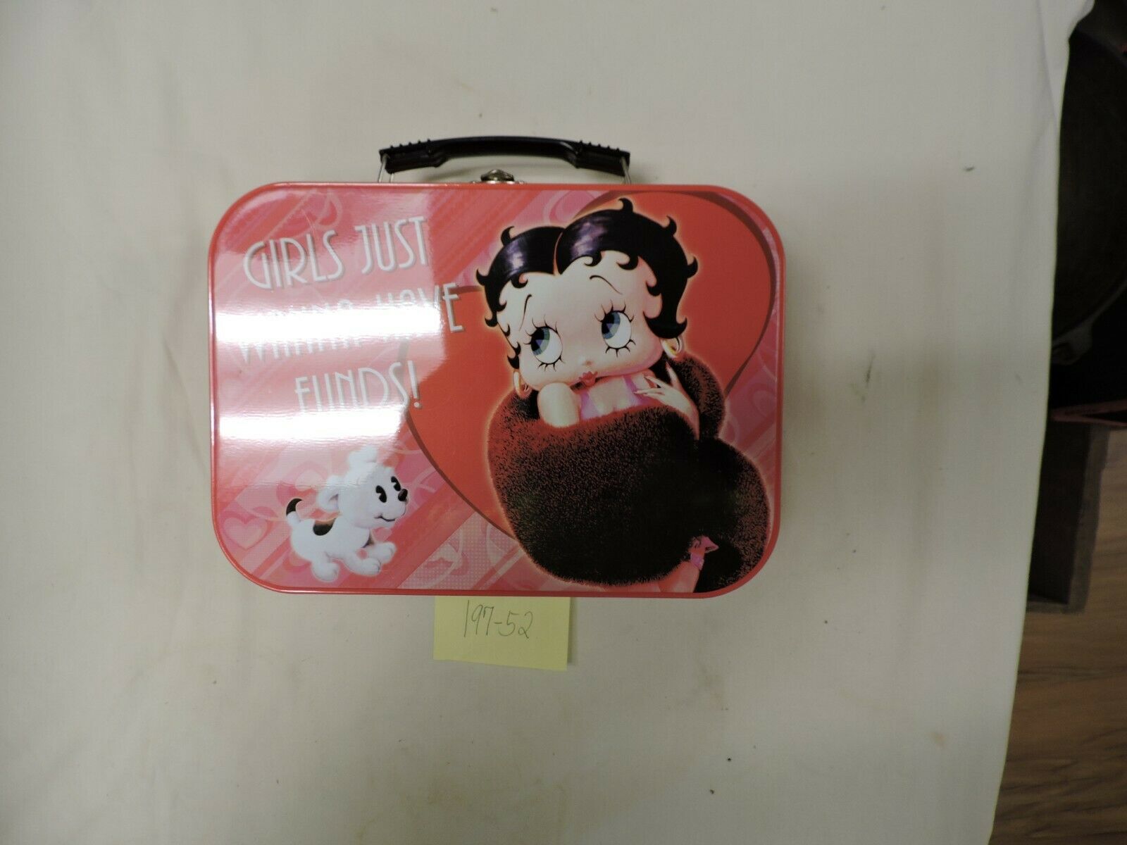 Never Used  Betty Boop Large Metal Tin Lunch Box Tote