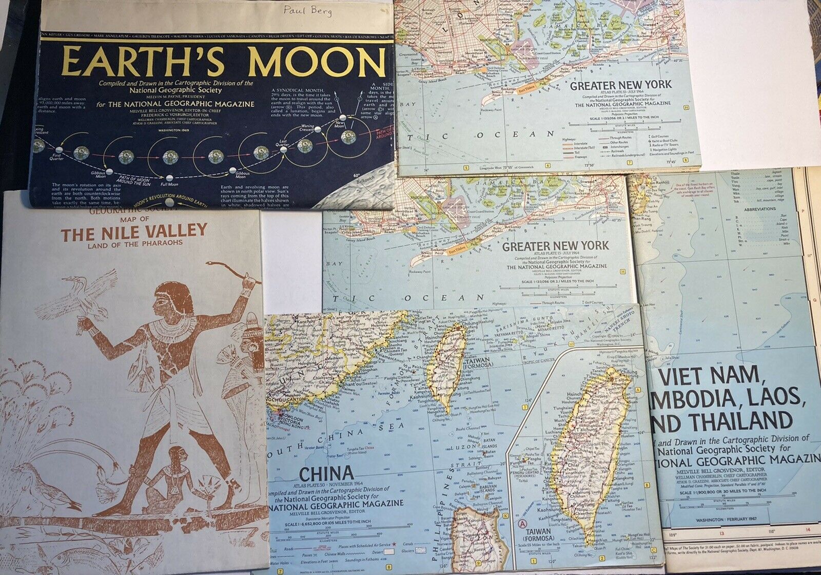 National Geographic Lot Of 14 Vintage Fold Out Mats China Russia Holy Land Moon