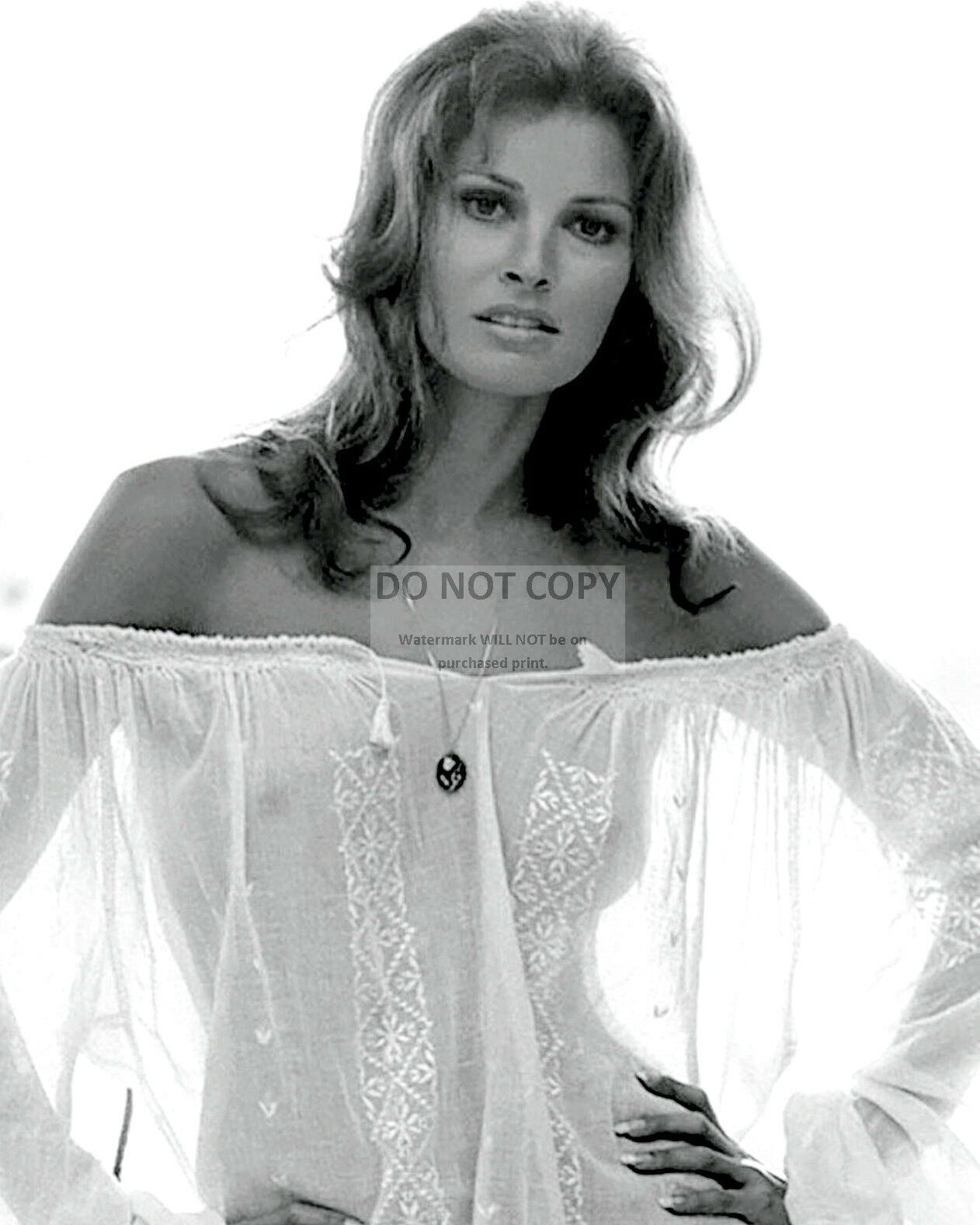 Raquel Welch Actress And Sex-symbol Pin Up - 8x10 Publicity Photo (rt059)